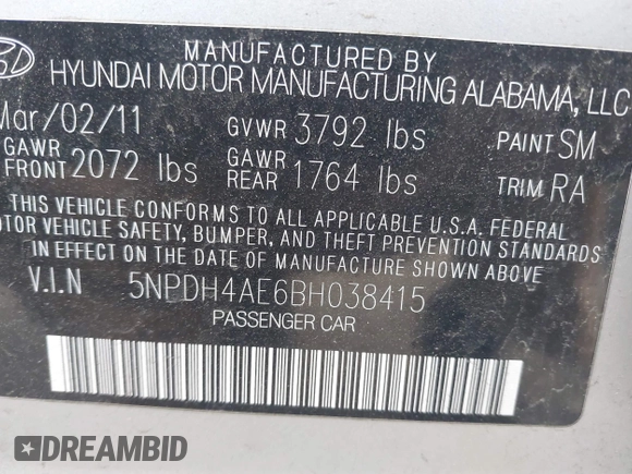 2011 Hyundai Elantra GLS with VIN 5NPDH4AE6BH038415, listed as a IAAI auction lot 41813602 with 186,039 mi miles. Bid and sale history available at carsss.com. Image 9.