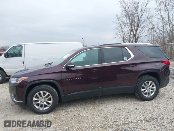 2018 Chevrolet Traverse LT Cloth z VIN 1GNERGKW2JJ282845, wystawiony jako IAAI lot #41990694 z przebiegiem 101 659 mil mil oraz . Historia ofert i sprzedaży dostępna na DreamBid. Obrazek 14.