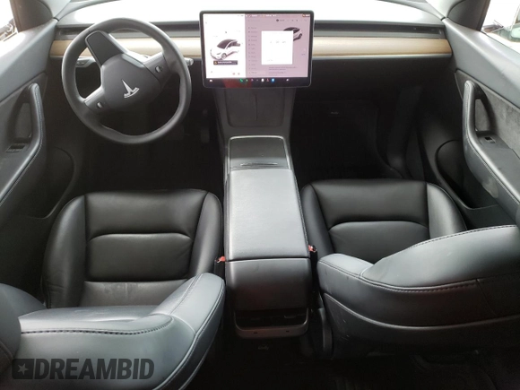 2022 Tesla Model Y Long Range with VIN 7SAYGAEE9NF384400, listed as a Copart auction lot 51961545 with 31,758 mi miles and Salvage Title. Bid and sale history available at DreamBid. Image 8.