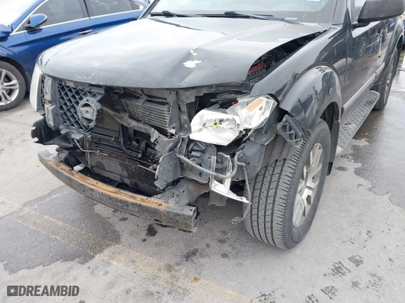 2012 Nissan Pathfinder SV with VIN 5N1AR1NN0CC634556, listed as a IAAI auction lot 41277695 with 197,406 mi miles. Bid and sale history available at carsss.com. Image 18.