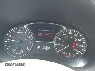 2015 Nissan Altima SV z VIN 1N4AL3APXFC123035, wystawiony jako IAAI lot #41926150 z przebiegiem 176 186 mil mil oraz . Historia ofert i sprzedaży dostępna na DreamBid. Obrazek 7.