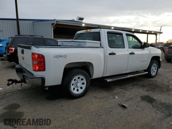 2013 Chevrolet Silverado 1500 with VIN 3GCPKPE75DG297890, listed as a Copart auction lot 52131315 with 185,183 mi miles and Non Repairable. Bid and sale history available at DreamBid. Image 3.
