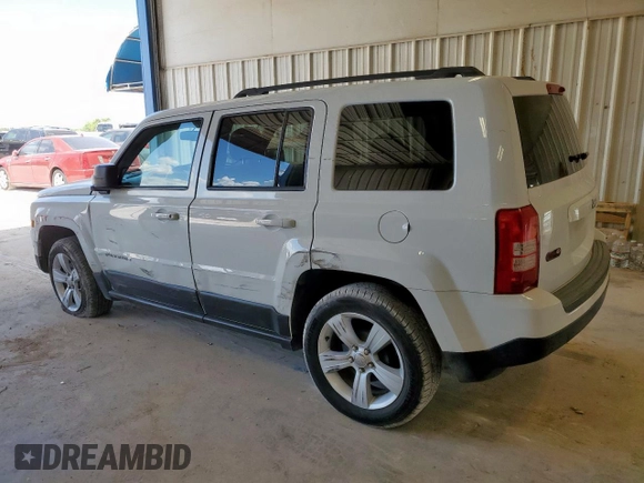 2017 Jeep Patriot Latitude с VIN 1C4NJPFB1HD183384, выставлен на аукционе Copart как лот 62372705 с пробегом 71 878 миль миль и Списание • Salvage title. История ставок и продаж доступна на DreamBid. Изображение 2.