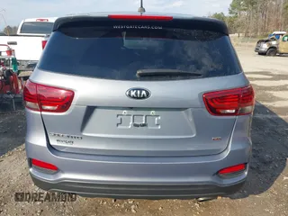 2020 Kia Sorento L with VIN 5XYPG4A36LG638763, listed as a IAAI auction lot 41690638 with 137,466 mi miles. Bid and sale history available at carsss.com. Image 17.