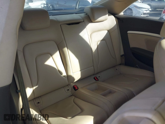 2013 Audi A5 Premium Plus z VIN WAULFAFR0DA029857, wystawiony jako IAAI lot #41300565 z przebiegiem 151 261 mil mil oraz . Historia ofert i sprzedaży dostępna na DreamBid. Obrazek 8.