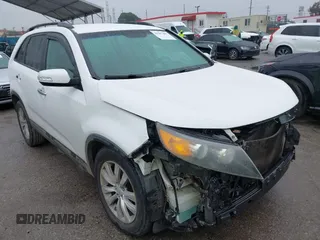 2011 Kia Sorento LX with VIN 5XYKT4A26BG156371, listed as a IAAI auction lot 41567467 with 128,379 mi miles. Bid and sale history available at carsss.com. Image 1.