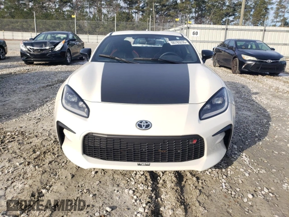 2024 Toyota 86 TRUENO Edition with VIN JF1ZNBM15R8751378, listed as a Copart auction lot 88785235 with 10,808 mi miles and Salvage Title. Bid and sale history available at carsss.com. Image 5.