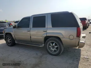 2000 Cadillac Escalade with VIN 1GYEK63R2YR210601, listed as a Copart auction lot 64108944 with 186,964 mi miles and Salvage Title. Bid and sale history available at carsss.com. Image 2.