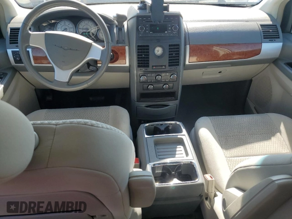 2008 Chrysler Town & Country Touring with VIN 2A8HR54P68R657361, listed as a Copart auction lot 56431225 with 90,268 mi miles and Clean Title. Bid and sale history available at DreamBid. Image 8.