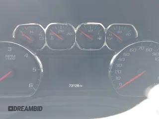 2016 Chevrolet Tahoe LT z VIN 1GNSKBKC7GR331631, wystawiony jako IAAI lot #42300624 z przebiegiem 73 126 mil mil oraz . Historia ofert i sprzedaży dostępna na DreamBid. Obrazek 14.