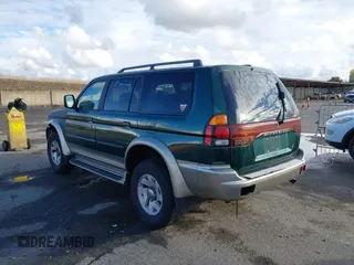 2001 Mitsubishi Montero Sport XLS with VIN JA4LS31HX1P005173, listed as a IAAI auction lot 40979545 with 147,168 mi miles. Bid and sale history available at carsss.com. Image 3.