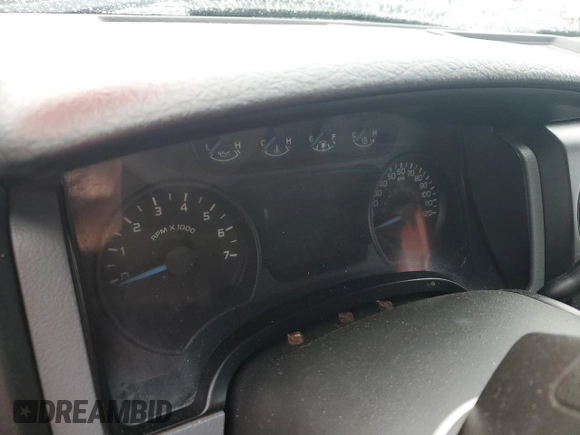 2013 Ford F-150 XL z VIN 1FTFX1CT2DKF61201, wystawiony jako Copart lot #58761215 z przebiegiem Nie podano mil oraz Szkoda całkowita • Salvage title. Historia ofert i sprzedaży dostępna na DreamBid. Obrazek 9.