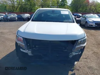 2019 Chevrolet Colorado 2WD Work Truck z VIN 1GCHSBEA3K1245981, wystawiony jako IAAI lot #42147119 z przebiegiem 84 037 mil mil oraz . Historia ofert i sprzedaży dostępna na DreamBid. Obrazek 12.