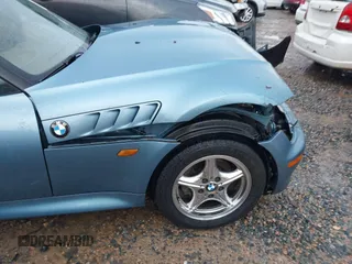 1997 BMW 3 Series 1.9L with VIN 4USCH7320VLB77355, listed as a IAAI auction lot 40758066 with 157,548 mi miles. Bid and sale history available at carsss.com. Image 6.