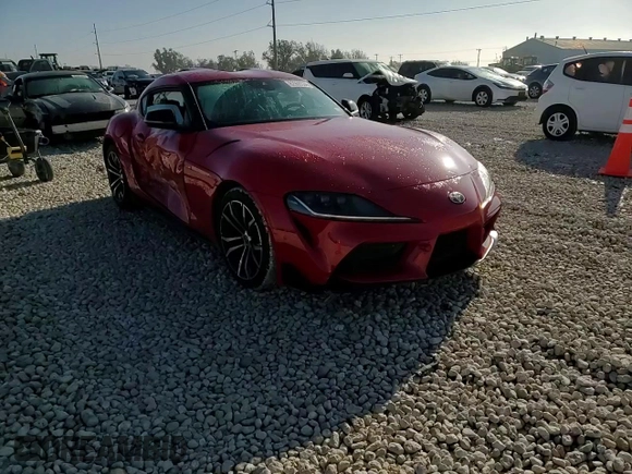 2021 Toyota Supra 2.0 z VIN WZ1DB2C0XMW043722, wystawiony jako Copart lot #82909334 z przebiegiem Nie podano mil oraz Szkoda całkowita • Salvage title. Historia ofert i sprzedaży dostępna na DreamBid. Obrazek 11.