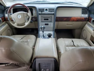 2006 Lincoln Navigator Luxury with VIN 5LMFU28566LJ28740, listed as a Copart auction lot 72134484 with 178,378 mi miles and Salvage Title. Bid and sale history available at carsss.com. Image 8.