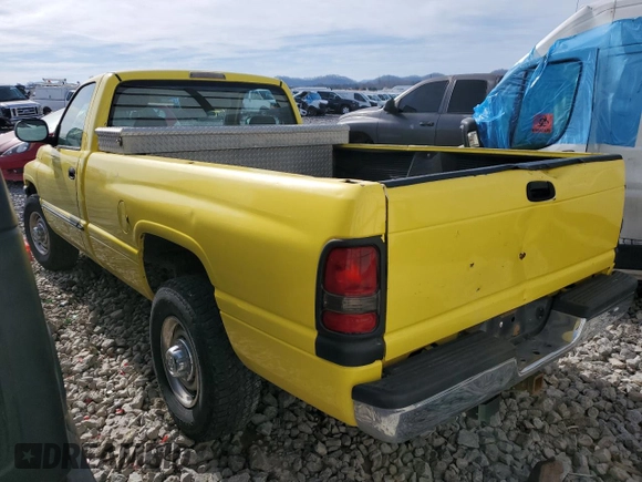 2000 Dodge Ram 2500 with VIN 3B7KC26Z8YM226121, listed as a Copart auction lot 49182715 with 164,444 mi miles and Clean Title. Bid and sale history available at carsss.com. Image 2.