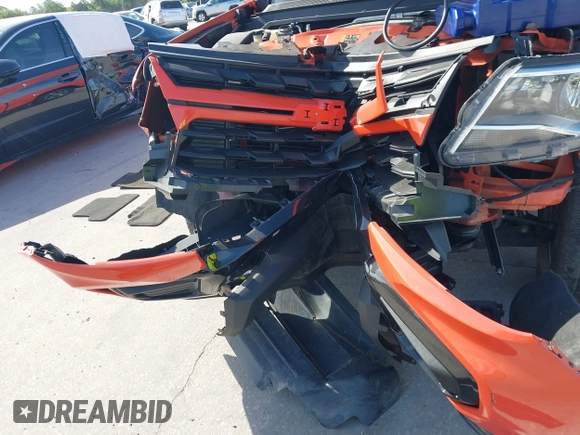 2021 Chevrolet Colorado 2WD Work Truck z VIN 1GCHSBEA9M1154037, wystawiony jako IAAI lot #42084993 z przebiegiem 41 710 mil mil oraz . Historia ofert i sprzedaży dostępna na DreamBid. Obrazek 6.
