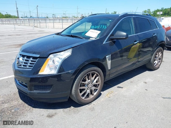 2013 Cadillac SRX Luxury Collection with VIN 3GYFNCE3XDS653394, listed as a IAAI auction lot 39261733 with 137,526 mi miles. Bid and sale history available at carsss.com. Image 2.