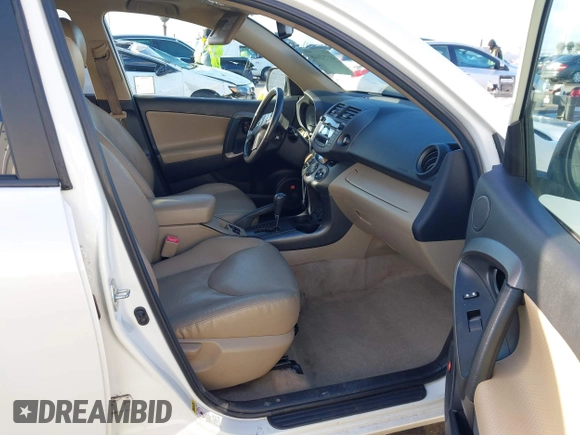 2011 Toyota RAV4 Ltd with VIN 2T3YF4DV5BW095202, listed as a IAAI auction lot 41732448 with 152,257 mi miles. Bid and sale history available at carsss.com. Image 5.
