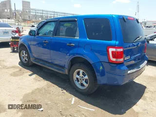 2012 Ford Escape XLT z VIN 1FMCU0DG4CKB32580, wystawiony jako IAAI lot #42520068 z przebiegiem 206 135 mil mil oraz . Historia ofert i sprzedaży dostępna na DreamBid. Obrazek 3.