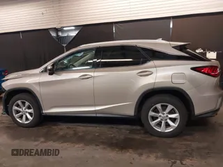 2017 Lexus RX 350 z VIN 2T2BZMCAXHC064652, wystawiony jako IAAI lot #42524586 z przebiegiem 70 702 mil mil oraz . Historia ofert i sprzedaży dostępna na DreamBid. Obrazek 14.