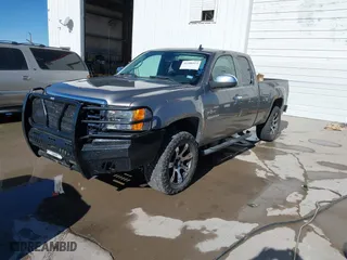 2013 GMC Sierra 1500 SLE with VIN 1GTR1VE08DZ177410, listed as a IAAI auction lot 41280413 with 172,248 mi miles. Bid and sale history available at carsss.com. Image 17.