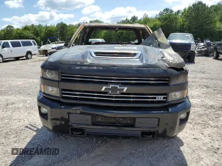 2019 Chevrolet Silverado 3500HD LTZ with VIN 1GC4KXEY4KF157095, listed as a Copart auction lot 59704654 with 0 mi miles and Salvage Title. Bid and sale history available at carsss.com. Image 5.