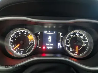 2018 Jeep Cherokee Latitude Plus with VIN 1C4PJLLX8JD510273, listed as a Copart auction lot 76242474 with 132,645 mi miles and Salvage Title. Bid and sale history available at carsss.com. Image 9.