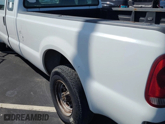 2001 Ford F-250 XL with VIN 1FTNX20L41EC24738, listed as a IAAI auction lot 42774162 with 132,911 mi miles and . Bid and sale history available at DreamBid. Image 21.