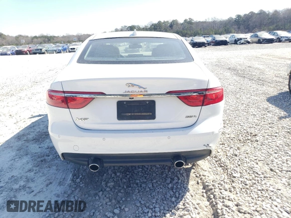 2016 Jaguar XF 35t Premium z VIN SAJBD4BV5GCY19710, wystawiony jako Copart lot #46468665 z przebiegiem 96 207 mil mil oraz Szkoda całkowita • Salvage title. Historia ofert i sprzedaży dostępna na DreamBid. Obrazek 6.