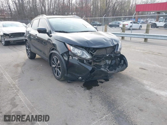 2017 Nissan Rogue Sport SL with VIN JN1BJ1CR1HW131942, listed as a IAAI auction lot 41784228 with 70,660 mi miles. Bid and sale history available at carsss.com. Image 1.