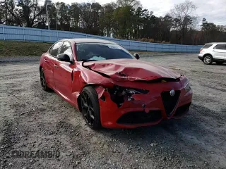 2020 Alfa Romeo Giulia with VIN ZARFAMAN5L7637380, listed as a Copart auction lot 68599972 with 0 mi miles. Bid and sale history available at carsss.com. Image 11.