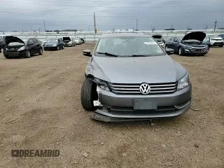 2013 Volkswagen Passat S z VIN 1VWAP7A38DC048686, wystawiony jako Copart lot #54582865 z przebiegiem 140 798 mil mil oraz Szkoda całkowita • Salvage title. Historia ofert i sprzedaży dostępna na DreamBid. Obrazek 13.