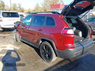 2021 Jeep Cherokee Altitude with VIN 1C4PJMLB1MD178417, listed as a IAAI auction lot 40769358 with 111,542 mi miles. Bid and sale history available at carsss.com. Image 3.