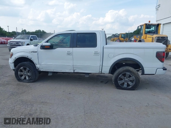 2012 Ford F-150 XL с VIN 1FTFW1EF4CFC11117, выставлен на аукционе IAAI как лот 41362740 с пробегом Не указан миль и . История ставок и продаж доступна на DreamBid. Изображение 14.