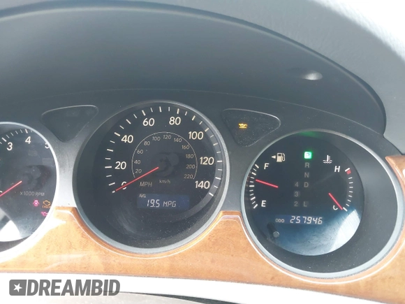 2005 Lexus ES 330 with VIN JTHBA30G055064200, listed as a IAAI auction lot 42048923 with 257,946 mi miles. Bid and sale history available at carsss.com. Image 7.