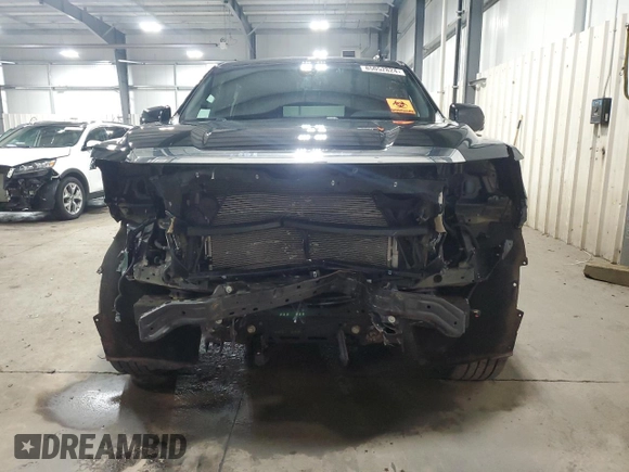 2021 GMC Yukon XL SLT with VIN 1GKS2GKDXMR371393, listed as a Copart auction lot 85052824 with 104,432 mi miles and Salvage Title. Bid and sale history available at carsss.com. Image 5.