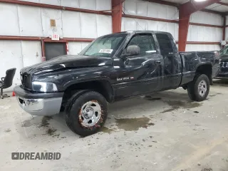 2001 Dodge 1500 with VIN 3B7HC13Y41M575749, listed as a Copart auction lot 52091995 with 228,308 mi miles and Salvage Title. Bid and sale history available at carsss.com. Image 1.