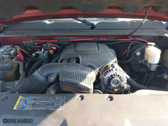 2008 Chevrolet Silverado 1500 LT w/1LT with VIN 2GCEK13J181246470, listed as a IAAI auction lot 40390209 with 195,631 mi miles. Bid and sale history available at carsss.com. Image 10.