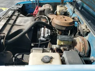 1995 Chevrolet Silverado 1500 z VIN 1GCEC14Z0SZ148515, wystawiony jako IAAI lot #42730054 z przebiegiem 149 935 mil mil oraz . Historia ofert i sprzedaży dostępna na DreamBid. Obrazek 16.