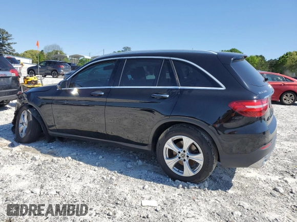 2018 Mercedes-Benz GLC 300 z VIN WDC0G4JB9JV087978, wystawiony jako Copart lot #52403965 z przebiegiem 99 637 mil mil oraz Szkoda całkowita • Salvage title. Historia ofert i sprzedaży dostępna na DreamBid. Obrazek 2.