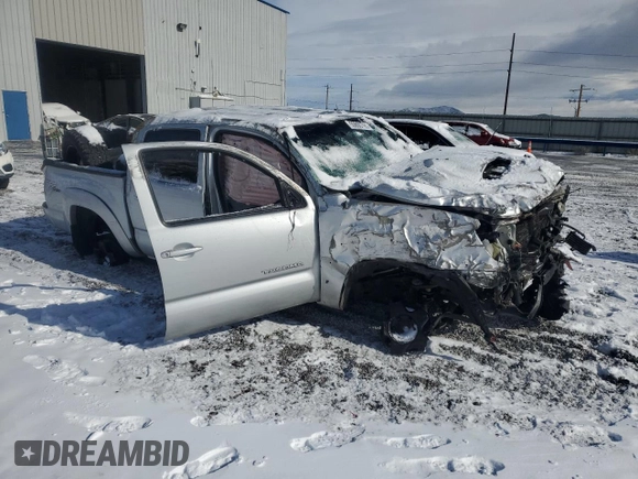 2008 Toyota Tacoma PreRunner with VIN 5TEJU62N28Z586121, listed as a Copart auction lot 50800795 with 0 mi miles and Salvage Title. Bid and sale history available at carsss.com. Image 4.