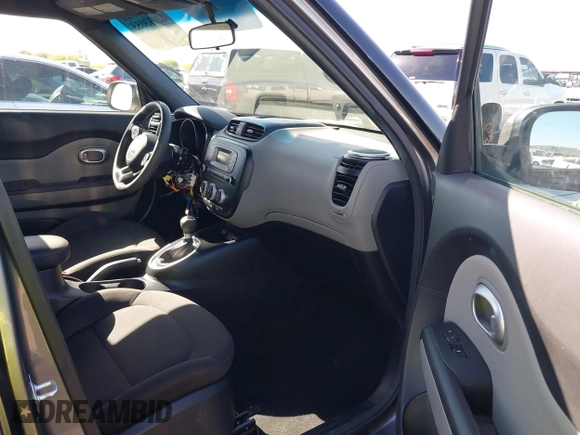 2016 Kia Soul with VIN KNDJN2A24G7283392, listed as a IAAI auction lot 42033055 with 17,237 mi miles and . Bid and sale history available at DreamBid. Image 5.