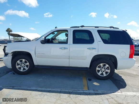 2007 GMC Yukon SLT with VIN 1GKFC13057R391885, listed as a IAAI auction lot 41792819 with 203,571 mi miles. Bid and sale history available at carsss.com. Image 15.