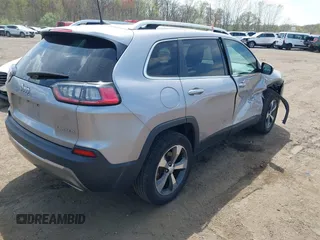 2019 Jeep Cherokee Limited with VIN 1C4PJMDX3KD254825, listed as a IAAI auction lot 42067129 with 120,304 mi miles and . Bid and sale history available at DreamBid. Image 4.