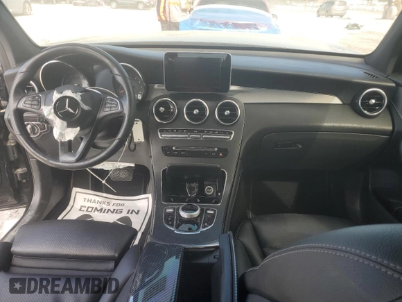 2019 Mercedes-Benz GLC 300 z VIN WDC0G4JB6KV166736, wystawiony jako Copart lot #87464974 z przebiegiem 67 828 mil mil oraz Szkoda całkowita • Salvage title. Historia ofert i sprzedaży dostępna na DreamBid. Obrazek 8.