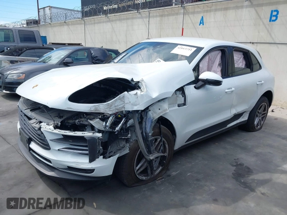 2019 Porsche Macan z VIN WP1AA2A50KLB05922, wystawiony jako IAAI lot #42013711 z przebiegiem Nie podano mil oraz . Historia ofert i sprzedaży dostępna na DreamBid. Obrazek 17.