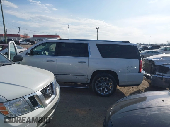 2020 GMC Yukon XL Denali with VIN 1GKS1HKJ6LR282854, listed as a IAAI auction lot 41717072 with 56,715 mi miles and . Bid and sale history available at DreamBid. Image 14.