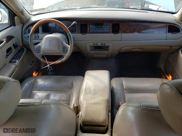 2002 Lincoln Town Car Sig. with VIN 1LNHM82W32Y663392, listed as a Copart auction lot 43636795 with 182,237 mi miles and Salvage Title. Bid and sale history available at carsss.com. Image 8.